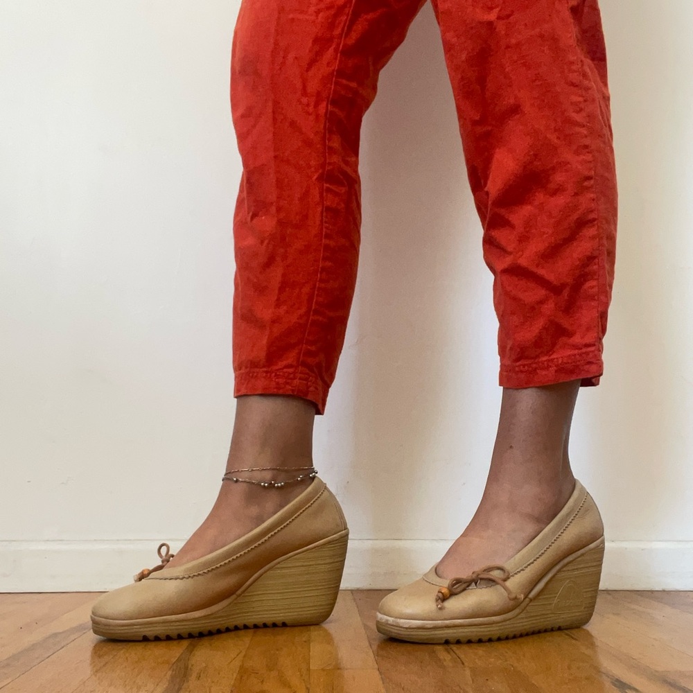 Cherokee Brand Heeled Moccasins Size 8